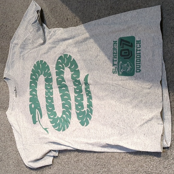 Brand new Harry Potter Slytherin Quidditch t shirt. - Picture 1 of 7